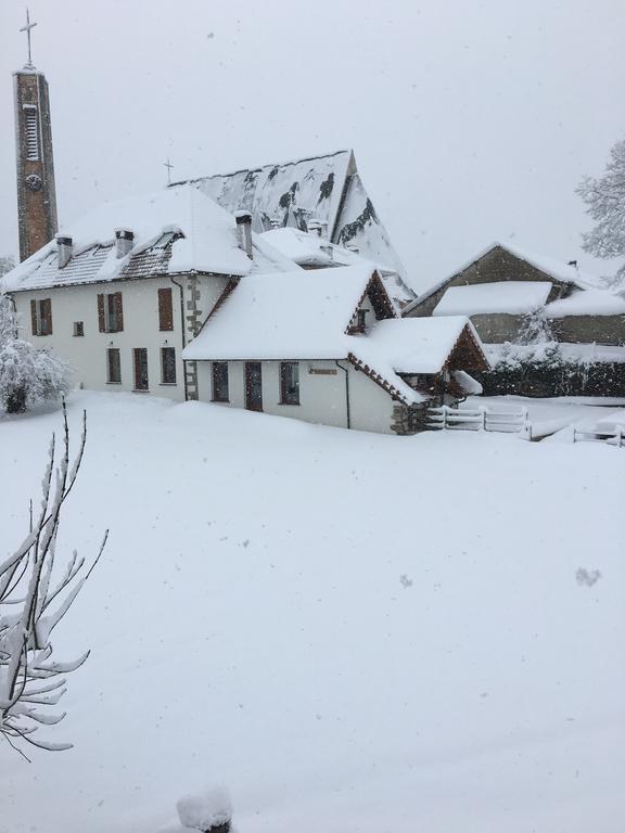 Casa Rural Roncesvalles Espinal-Auzperri Bagian luar foto